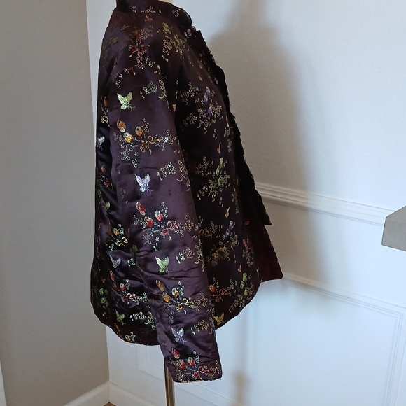 Hand-quilted Floral Satin Jacket - Picture 3 of 8